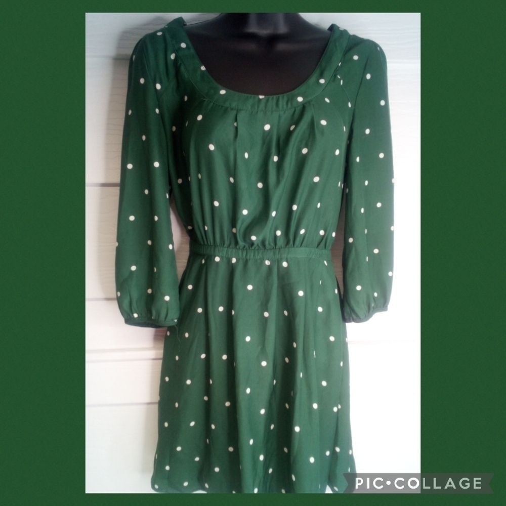GREEN and White Polka Dot's Dress